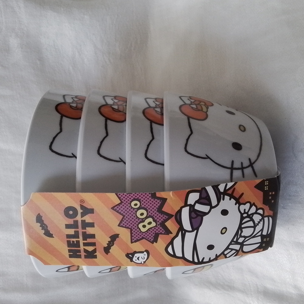Hello Kitty Halloween‎ Melamine Mini Snack Bowls Set of 4